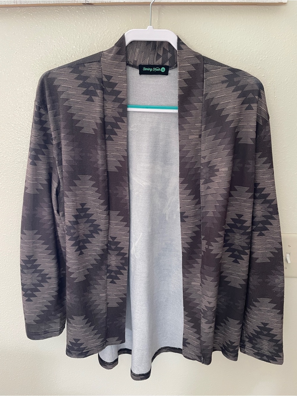 Savvy Style Open-Front Geometric Cardigan Jacket - Black & Gray